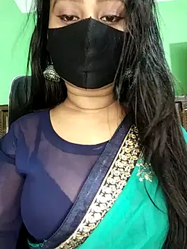 Idhika Paul online show from March 25, 9:32 pm