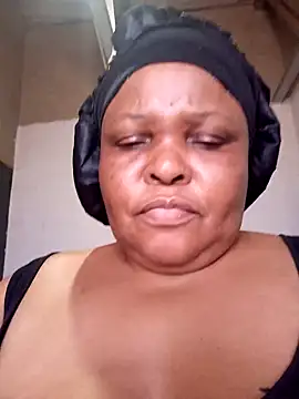 Snapshot of HOTSUGARX5 chatting on December 14, 8:23 am HOTSUGARX5 online show from December 14, 8:23 am