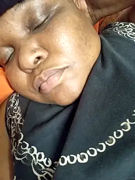 Snapshot of HOTSUGARX5 chatting on February 19, 12:00 pm HOTSUGARX5 online show from February 19, 12:00 pm