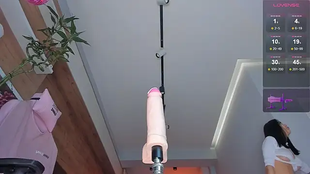 Snapshot of maakimo chatting on March 13, 6:16 am maakimo online show from March 13, 6:16 am