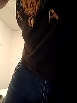 Snapshot of Armyexhibitionistvet chatting on April 22, 2:25 am Armyexhibitionistvet online show from April 22, 2:25 am