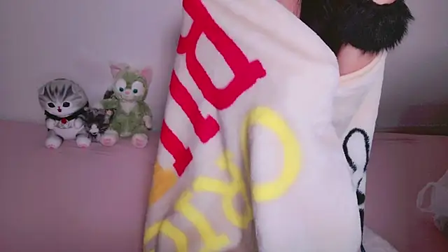 Snapshot of sayaka_xo chatting on February 22, 6:41 pm sayaka xo online show from February 22, 6:41 pm