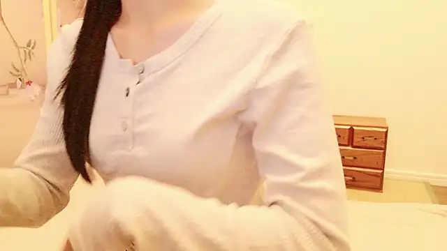 Snapshot of sayaka_xo chatting on October 27, 5:44 am sayaka xo online show from October 27, 5:44 am