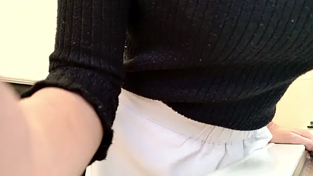 sayaka xo online show from February 3, 6:40 am