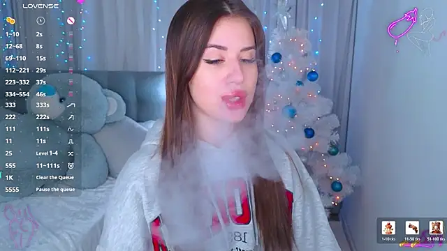 Snapshot of Milkissss chatting on January 8, 4:59 am Milkissss online show from January 8, 4:59 am