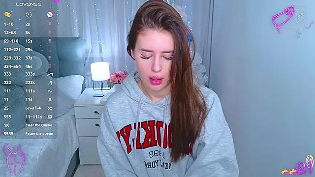 Snapshot of Milkissss chatting on January 12, 4:18 am Milkissss online show from January 12, 4:18 am