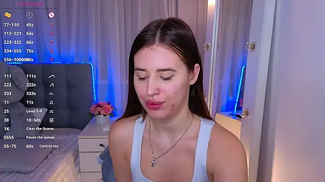 Snapshot of Milkissss chatting on February 25, 9:46 pm Milkissss online show from February 25, 9:46 pm