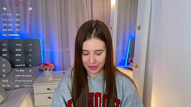 Snapshot of Milkissss chatting on February 26, 11:04 pm Milkissss online show from February 26, 11:04 pm