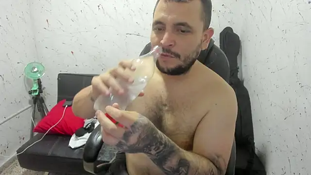  ace ventura online show from April 10, 11:20 pm