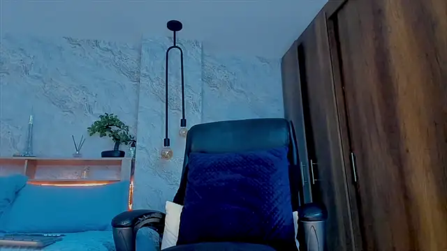 bruno woods online show from December 1, 4:29 pm