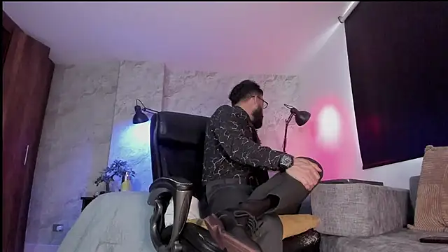 bruno woods online show from November 23, 12:49 pm