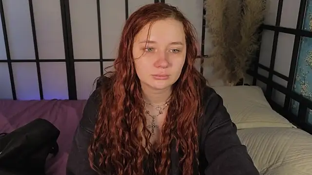 carolina elf online show from March 15, 12:34 pm