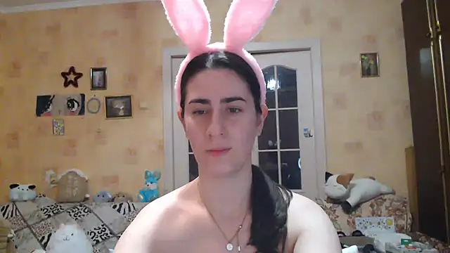 Snapshot of INELIKA chatting on December 4, 6:28 pm INELIKA online show from December 4, 6:28 pm