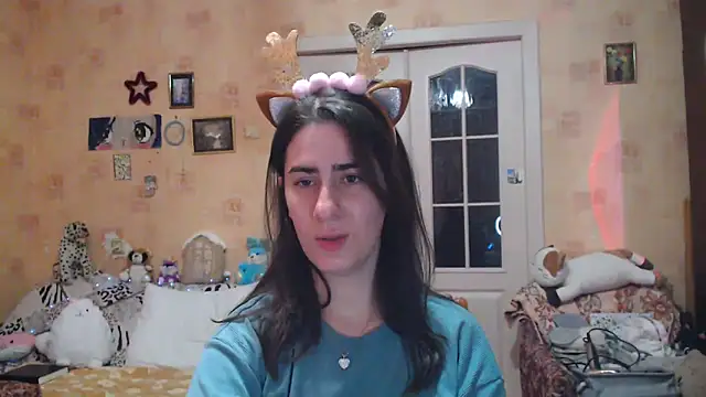 Snapshot of INELIKA chatting on December 15, 8:25 pm INELIKA online show from December 15, 8:25 pm