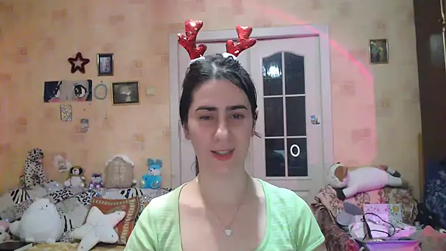 Snapshot of INELIKA chatting on December 16, 9:31 pm INELIKA online show from December 16, 9:31 pm