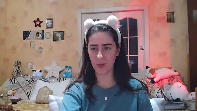 Snapshot of INELIKA chatting on December 26, 10:20 pm INELIKA online show from December 26, 10:20 pm