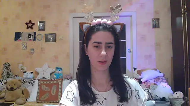 Snapshot of INELIKA chatting on December 27, 9:32 pm INELIKA online show from December 27, 9:32 pm