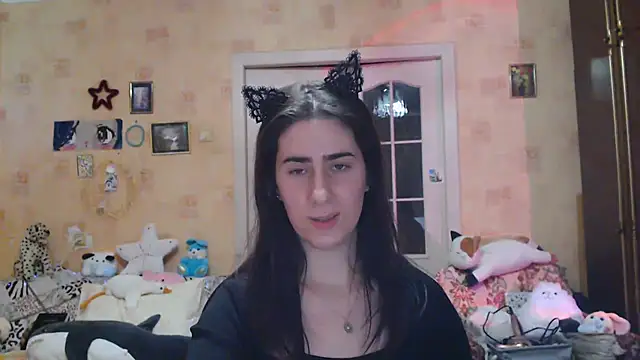 Snapshot of INELIKA chatting on January 3, 1:59 am INELIKA online show from January 3, 1:59 am