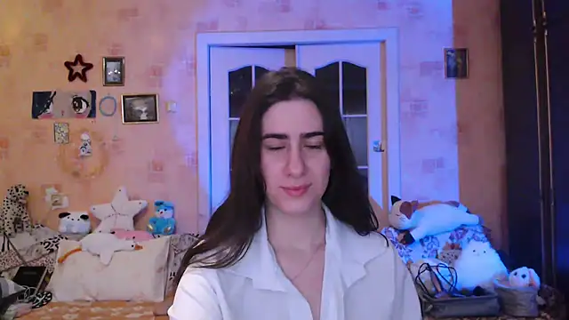 Snapshot of INELIKA chatting on January 4, 8:49 am INELIKA online show from January 4, 8:49 am