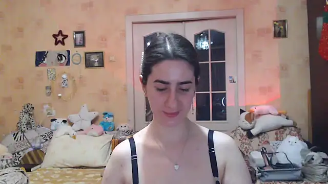 Snapshot of INELIKA chatting on January 12, 2:03 am INELIKA online show from January 12, 2:03 am