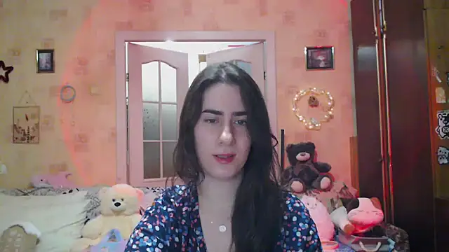 Snapshot of INELIKA chatting on September 17, 9:05 pm INELIKA online show from September 17, 9:05 pm