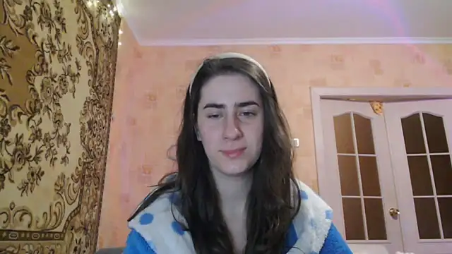 Snapshot of INELIKA chatting on October 9, 10:19 pm INELIKA online show from October 9, 10:19 pm