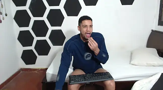 Snapshot of Jhors__Collens chatting on February 6, 8:39 am Jhors Collens online show from February 6, 8:39 am