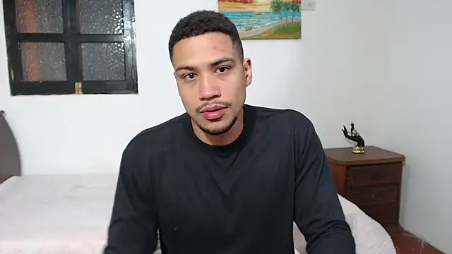 Snapshot of Jhors__Collens chatting on December 4, 1:04 am Jhors Collens online show from December 4, 1:04 am