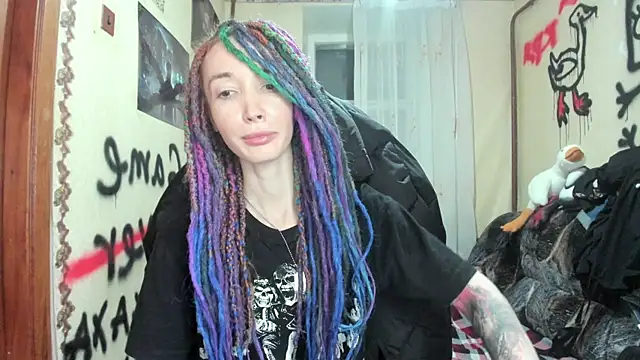 Snapshot of Roxy_Silver chatting on December 26, 1:07 am Roxy Silver online show from December 26, 1:07 am