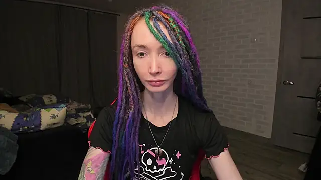 Snapshot of Roxy_Silver chatting on December 27, 10:59 pm Roxy Silver online show from December 27, 10:59 pm