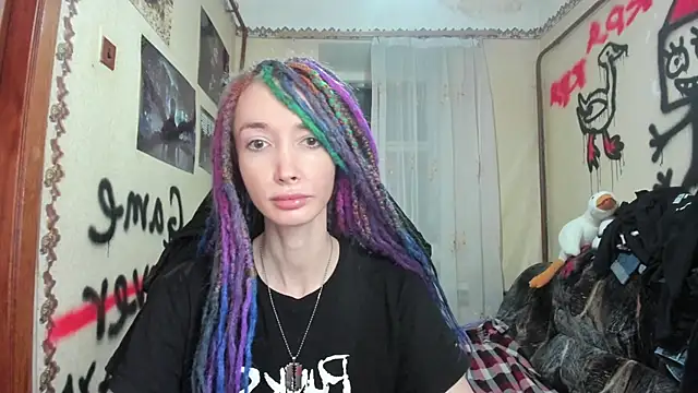 Snapshot of Roxy_Silver chatting on December 31, 12:11 am Roxy Silver online show from December 31, 12:11 am