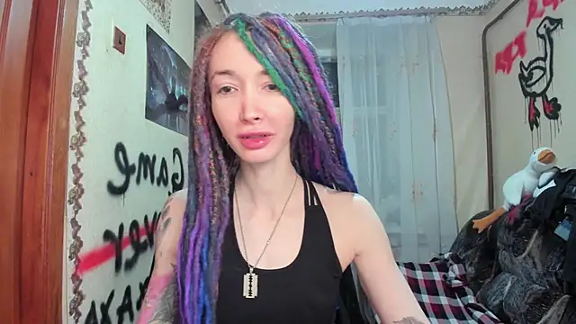 Snapshot of Roxy_Silver chatting on February 7, 7:06 pm Roxy Silver online show from February 7, 7:06 pm