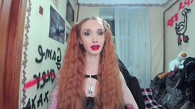 Snapshot of Roxy_Silver chatting on February 23, 9:05 pm Roxy Silver online show from February 23, 9:05 pm