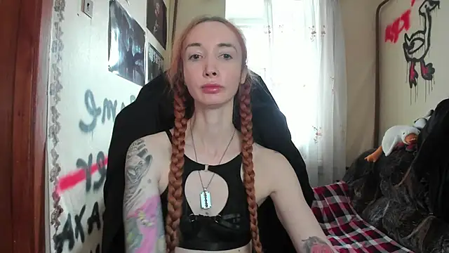 Snapshot of Roxy_Silver chatting on March 1, 10:45 am Roxy Silver online show from March 1, 10:45 am