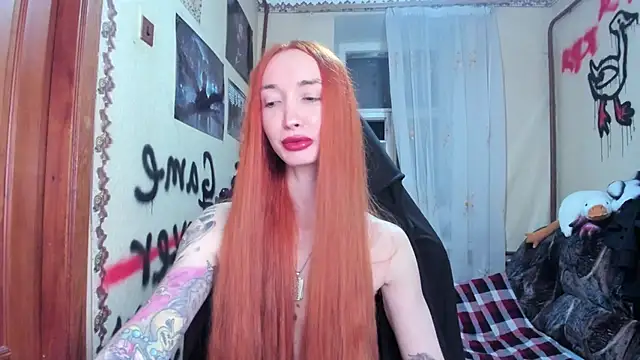 Snapshot of Roxy_Silver chatting on March 8, 6:58 pm Roxy Silver online show from March 8, 6:58 pm