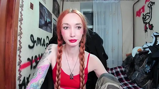 Snapshot of Roxy_Silver chatting on September 16, 8:54 pm Roxy Silver online show from September 16, 8:54 pm