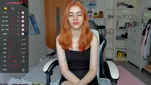 Snapshot of broosnica1 chatting on July 9, 6:17 am broosnica1 online show from July 9, 6:17 am