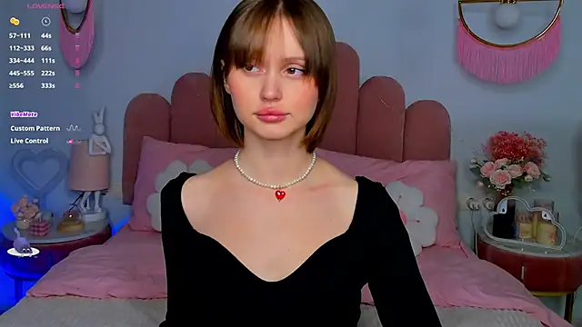 MaryLew online show from November 22, 6:12 am