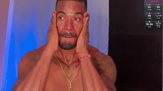 Snapshot of Ganiimedes chatting on November 8, 6:29 pm Ganiimedes online show from November 8, 6:29 pm