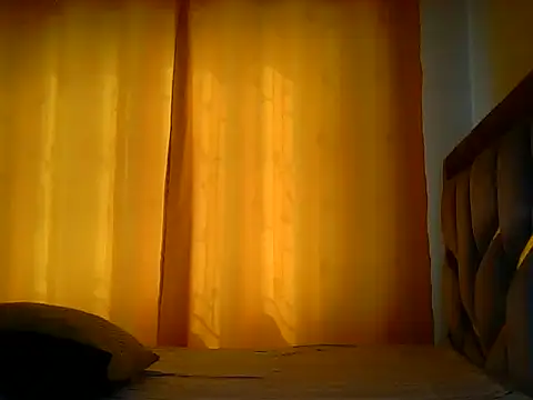 Snapshot of KINKYGIRL30 chatting on October 3, 12:24 pm KINKYGIRL30 online show from October 3, 12:24 pm