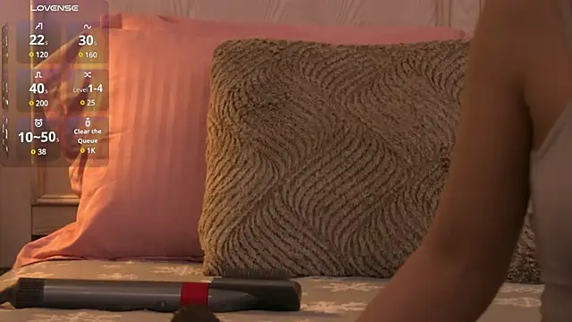 Snapshot of GinaMence chatting on February 12, 6:51 pm GinaMence online show from February 12, 6:51 pm