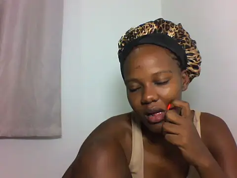 Deliciousbabe online show from June 26, 3:22 am