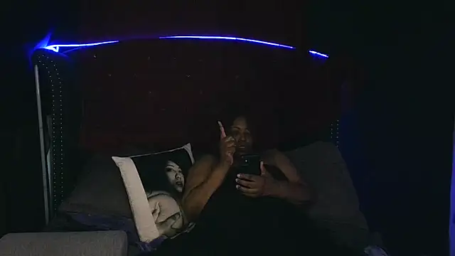 Snapshot of msyvette1970@xh chatting on September 15, 3:23 pm msyvette1970xh online show from September 15, 3:23 pm