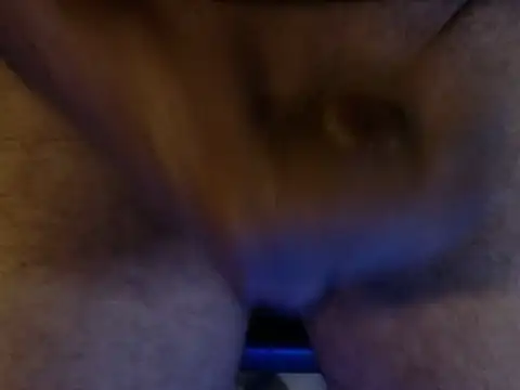 Snapshot of VideoArtist chatting on April 13, 12:38 am VideoArtist online show from April 13, 12:38 am