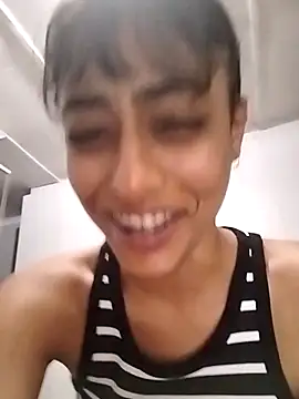 Snapshot of cleopatra-phaedra chatting on December 13, 5:43 pm cleopatra-phaedra online show from December 13, 5:43 pm