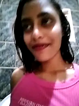 Snapshot of cleopatra-phaedra chatting on December 15, 3:09 pm cleopatra-phaedra online show from December 15, 3:09 pm