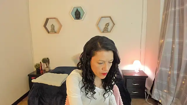 Snapshot of Paloma_victory chatting on November 27, 9:17 pm Paloma victory online show from November 27, 9:17 pm