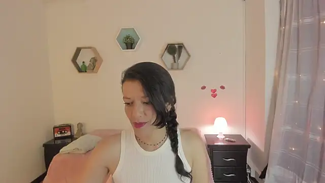 Snapshot of Paloma_victory chatting on April 24, 9:28 pm Paloma victory online show from April 24, 9:28 pm