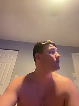 Snapshot of Shaded24 chatting on November 6, 6:25 am Shaded24 online show from November 6, 6:25 am