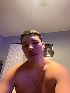 Snapshot of Shaded24 chatting on November 11, 3:28 am Shaded24 online show from November 11, 3:28 am